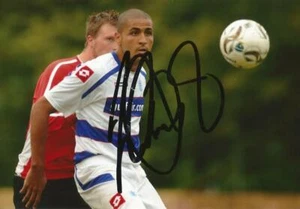 QPR: LEON CLARKE SIGNED 6x4 ACTION PHOTO+COA - Picture 1 of 1
