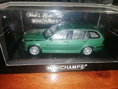 Minichamps 1/43 BMW 323i Touring 1999 green metallic 431 028310 - Immagine 1 di 3