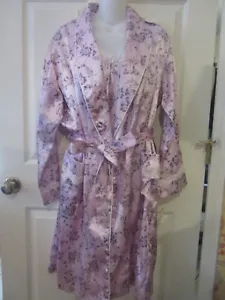 *NWT* ME BY MISS ELAINE 2 PC. LAVENDAR FLORAL SATIN GOWN & ROBE~SMALL - Picture 1 of 6