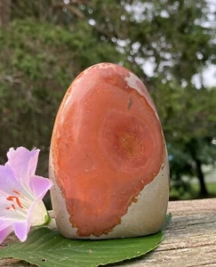 ROCA CURATIVA FORMA LIBRE PULIDA JASPE POLICROMADO NATURAL DE MADAGASCAR 178,7 g - Imagen 1 de 5