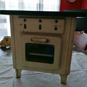 cuisinière en bois jouet