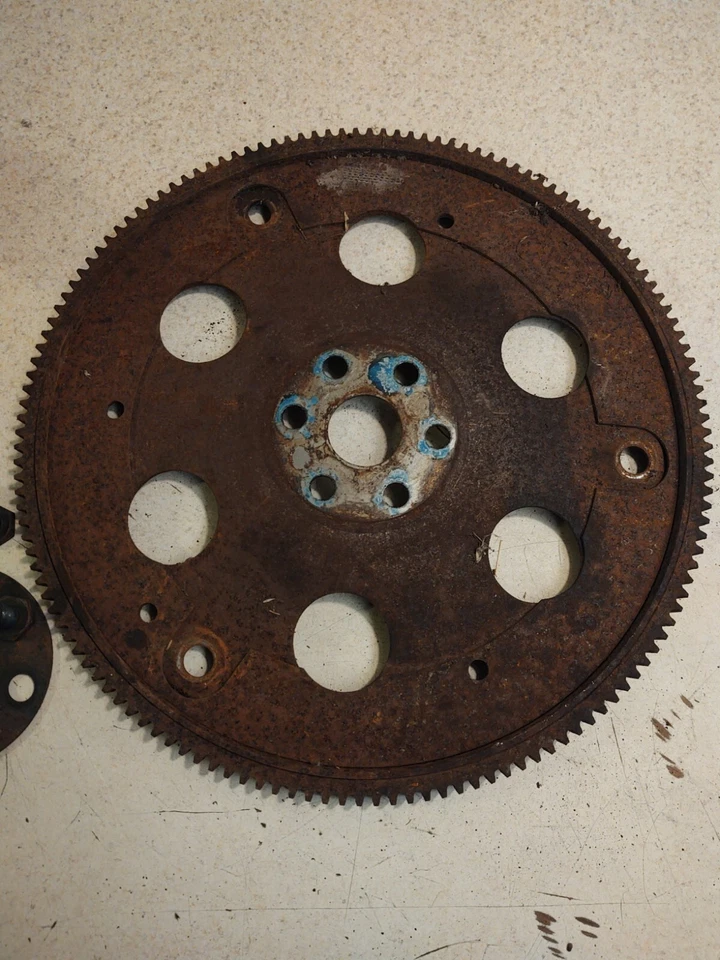 Oldsmobile Alero 1999-01 2,4 L volante automático con pernos  Foto 1 de 4