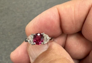 Platin Lady GIA-zertifiziert NO HEAT roter Burma Spinell & Diamant Ring mit drei Steinen - Bild 1 von 8