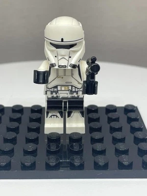 Minifigura LEGO Star Wars Imperial Hovertank Pilot Sw0795 Foto 1 de 4