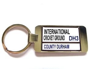 DURHAM COUNTY STREET RD SIGN KEY FOB KEYRING BADGE GIFT - Bild 1 von 1