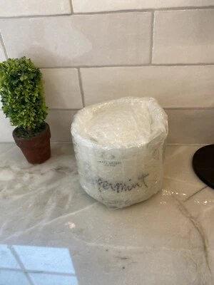 Henri Bendel spearmint Candle - new - Image 1 of 2