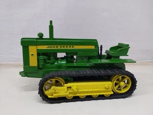 1/16 Eska John Deere 420 Crawler Repaint - Picture 1 of 4
