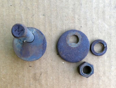 1976 CHRYSLER DODGE PLYMOUTH BARRACUDA DART VALIANT Front Upper Control Arm Bolt - Image 1 of 3