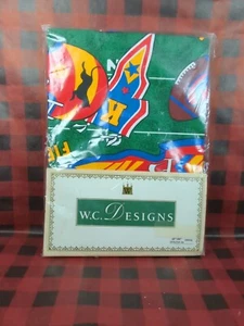 NUEVO W.C. Mantel de diseño de fútbol oblongo Designs 60" x 84" 100% algodón 1993 - Imagen 1 de 8