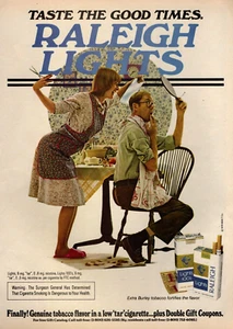 vtg 70s RALEIGH LIGHTS MAGAZINE PRINT AD Taste Good Time Cigarette Smoking Pinup - Picture 1 of 1