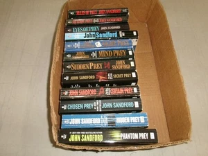 Prey/Lucas Davenport Series by John Sandford (12 From Series) Lot 7751 - Imagen 1 de 1