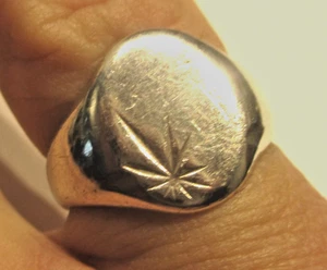 ANILLO SELLO OVALADO RETRO ANTIGUO PLATA ESTERLINA DISEÑO STARBURST TALLA M - Imagen 1 de 2