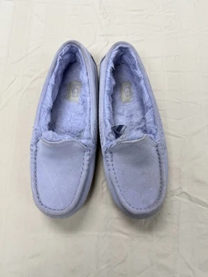 Zapatillas mocasín de gamuza UGG púrpura Ainsley para mujer talla 6 Foto 1 de 4