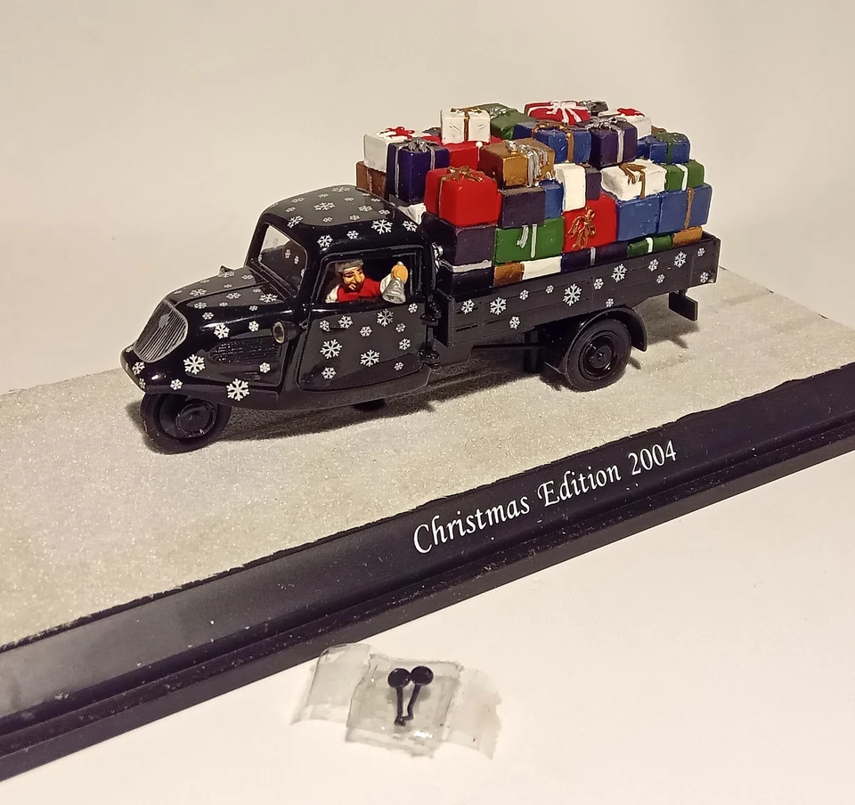 SCHUCO CHRISTMAS EDITION 1:43 - Tempo Flatbed Truck Christmas 2004 - Immagine 1 di 4