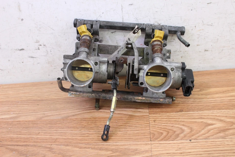 2003 ARCTIC CAT F7 FIRECAT 700 Throttle Bodies / Body SQUARE Injectors TPS - Image 1 of 4
