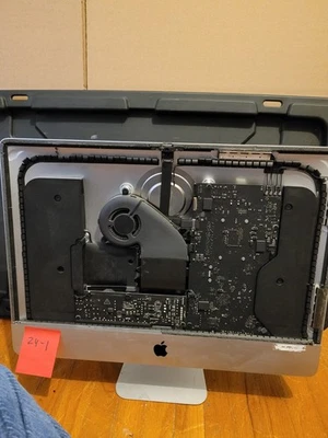 Apple iMac 21.5" Desktop A1418 For Parts or Repair No HD, Cord, and Display 2015 - Image 1 of 3