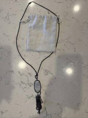 Collar Kendra Scott Rayne Blanco Concha Madreperla Borla Colgante Tono Dorado Foto 1 de 3