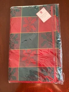 Fenno Styles Royal de Noel table runner, Red and Green Plaid, 14"x108", New - Picture 1 of 4