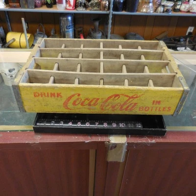 Estuche portador amarillo Coca-Cola Twenty Four Bottle 1969 excelente estado Foto 1 de 4