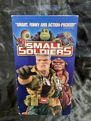 VTG Small Soldiers Slip Sleeve Version VHS 1998 Blockbuster Sticker On Back - Image 1 of 4