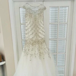 MoriLee Brand New Never Worn Beautiful Wedding Dress - Size 10 - Picture 1 of 12
