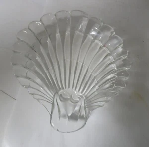 Vintage 6” Seashell Scalloped Clear Glass Serving Dish - Picture 1 of 7