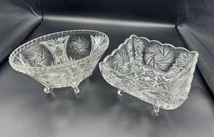 Zwei (2) Amerikanische Brillantschliff Glasschalen mit Fuß: Oval 10 Zoll & Quadratisch 8 Zoll - Bild 1 von 17