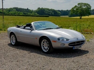2001 Jaguar XK8 4.0 Convertible 2dr Petrol Automatic (284 g/km, 290 bhp) Convert - Picture 1 of 24