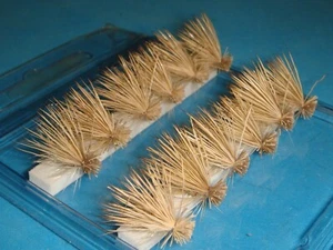 MOSCAS DE PESCA CON MOSCA - CADDIS de pelo de alce tostado tradicional talla #16** (12 piezas) - Imagen 1 de 8