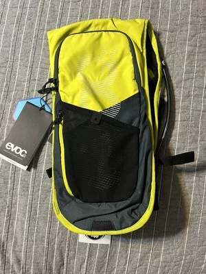 EVOC CC 3 Race + 2l Bladder - Image 1 of 4