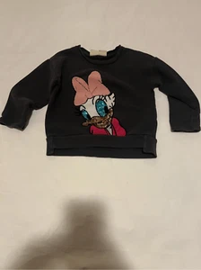 Zara girls casual collection Disney black sweatshirt with sequin daisy duck - Picture 1 of 3
