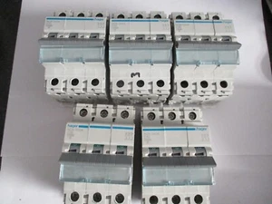 INTERRUPTORES AUTOMÁTICOS MCB DE TRIPLE POLO HAGER NCN RANGE C10 C16 C20 C32 C40 C50 10 KA - Imagen 1 de 2