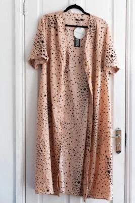 Boohoo Plus Dusky Pink UK20 Midi Dress With Buttons And  Black Star Print - Image 1 of 4