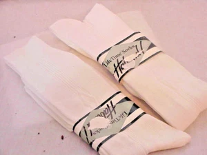 LOT OF 2 NWT LIFETIME SOCKS HUBAND # 513 WHITE SIZE MEDIUM - Picture 1 of 3