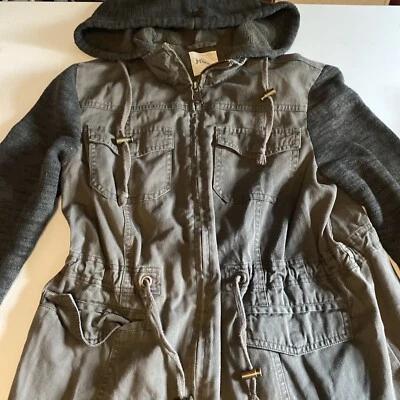 Casaco feminino Mudd médio com zíper completo - Imagem 1 de 3