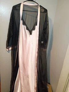Vestido y bata lencería vintage rosa sedoso y negro Petra Fashions para mujer 1XL - Imagen 1 de 6