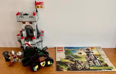 LEGO 7948 Castle Outpost Attack Complete w/ Minifigures & Instructions NO BOX - Image 1 of 4