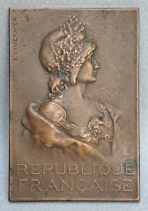 MEDAILLE EN BRONZE DE LA MARIANNE ART NOUVEAU DE SERAPHIN EMILE VERNIER 1910 - Picture 1 of 5
