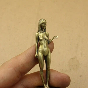 Pequeña estatua de latón en miniatura dama niña belleza té mascota adorno antiguo - Imagen 1 de 9