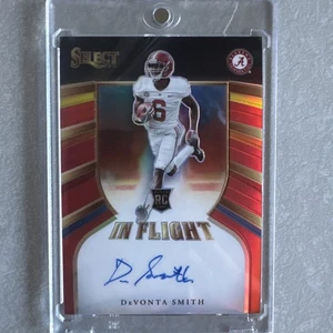 2021 Select Field Level DEVONTA SMITH ON CARD ROOKIE AUTO Tie-Dye Prizm /25 (RC) - Picture 1 of 2