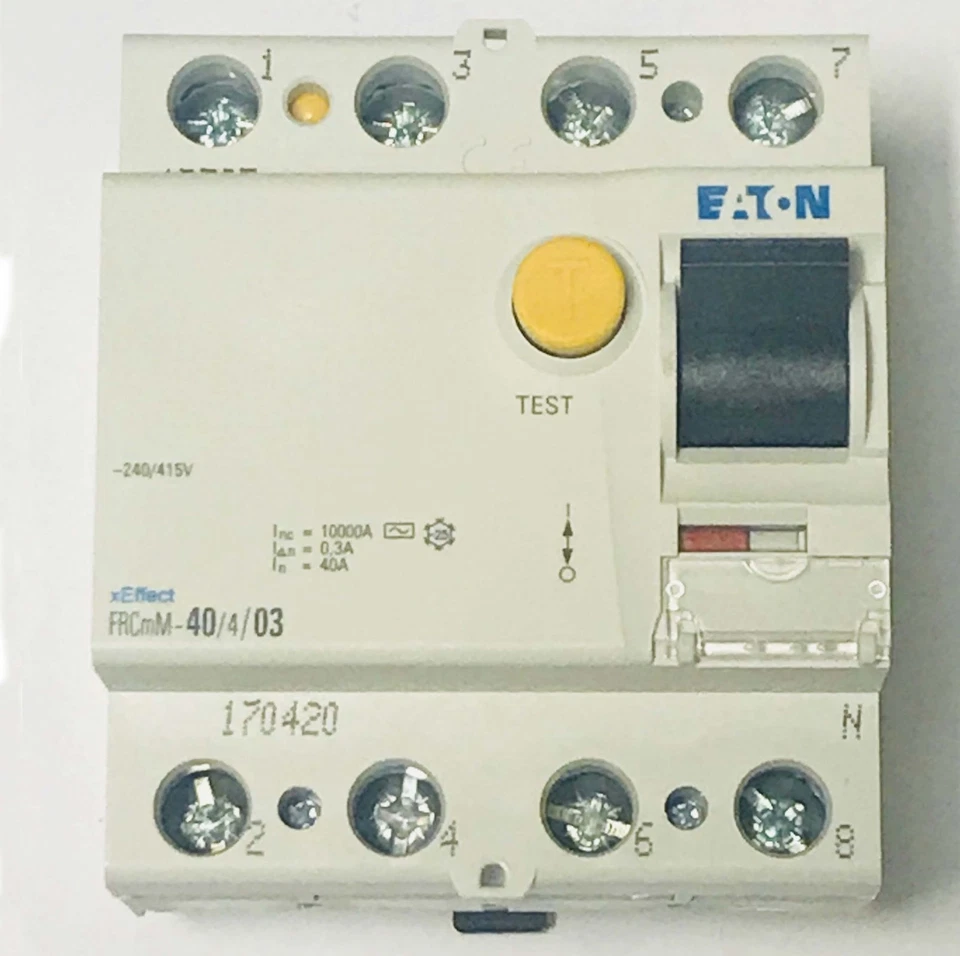 Eaton 170420 interruttore differenziale puro classe "AC" 4 poli 40A In 300ma tip - Immagine 1 di 1