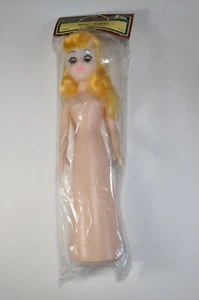 NUEVAS piezas de muñeca Darice - muñeca fragancia de 13" - muñeca rubia - suministros artesanales - Imagen 1 de 3
