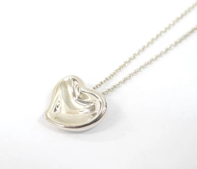 Ожерелье с полным сердцем Tiffany & Co. Elsa Peretti серебро 925 пробы 38220291200 2 - Изображение 1 из 4