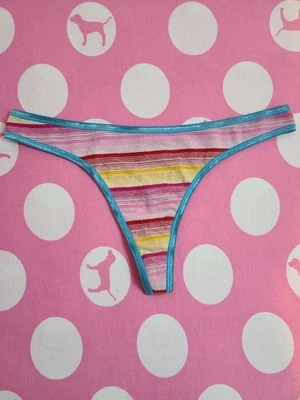 Tanga Panty de Algodón Gráfico de tiro bajo VS ROSA DE COLECCIÓN Raro Talla Pequeña Multicolor Foto 1 de 4