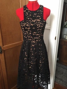 Grace And Hart Lace Dress Size 6 - Excellent Condition - NWOT - Picture 1 of 12