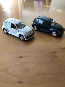 Lot Of 2 Saico PT cruisers Pull Back Cars - 1:34 Scale - Picture 1 of 5