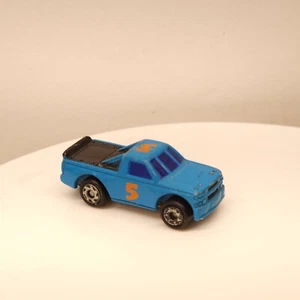 Camioneta pickup de carreras Chevrolet 'Chevy' S10 1996 #5 vintage micro máquinas azules - Imagen 1 de 4