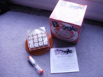 Vintage BOGGLE Dice Game by Parker 2003 - Complete with Instructions & Timer - Image 1 of 2