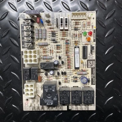 1182-200 1182-83-2003A Intertherm Miller Nordyne Furnace Control Circuit 624742 - Image 1 of 2