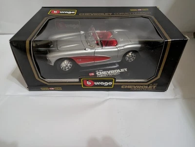 Chervolet Corvette 1957 silver red 1/18 Bburago Burago Diamonds - Immagine 1 di 4